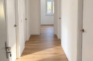 Wohnung kaufen in 70372 Bad Cannstatt, Provisionsfrei: Stilvolle 3,5-Zimmer-Maisonettewohnung mit modernem Wohnkomfort