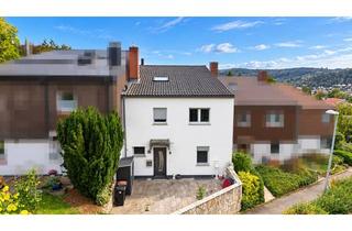 Haus kaufen in 79541 Lörrach, Ein Zuhause zum Ankommen: Modernisiertes Familienhaus mit großer Terrasse und Garage in Lörrach-Br