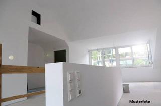 Wohnung kaufen in 01458 Ottendorf-Okrilla, Maisonettewohnung mit Balkon - provisionsfrei